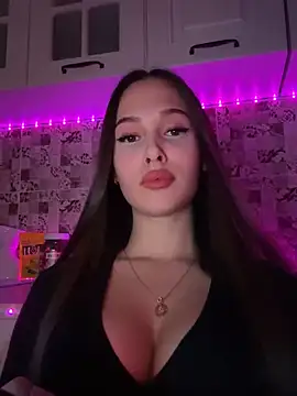 Snapshot of EricaWalls chatting on 03.20.25 EricaWalls online show from 03.20.25