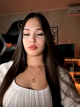 Snapshot of EricaWalls chatting on 09.14.25 EricaWalls online show from 09.14.25