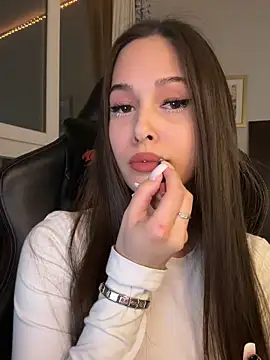 EricaWalls online show from 02.22.26