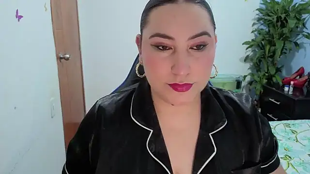 Snapshot of catalina_boobs chatting on 07.17.26 catalina boobs online show from 07.17.26