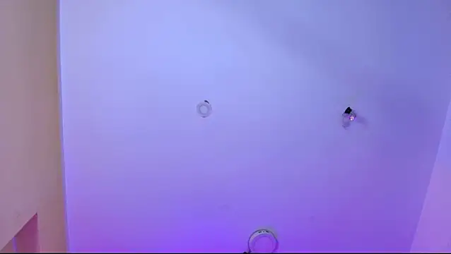 Snapshot of vanelope11 chatting on 12.14.25 vanelope11 online show from 12.14.25