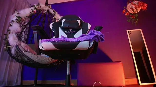 Snapshot of vanelope11 chatting on 03.06.26 vanelope11 online show from 03.06.26