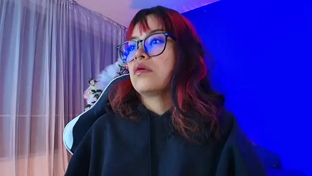 Snapshot of vanelope11 chatting on 04.01.26 vanelope11 online show from 04.01.26