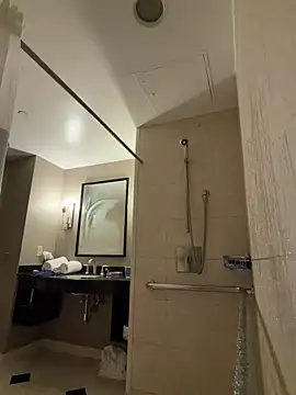 PeytonJohnn online show from 12.15.25