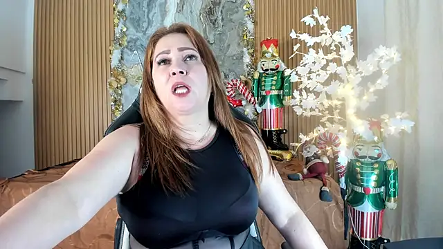 Danna topless online show from 12.15.25