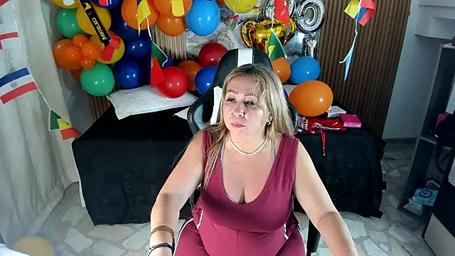 Danna topless online show from 06.11.26
