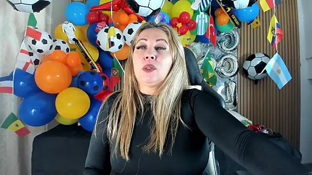 Danna topless online show from 06.19.26