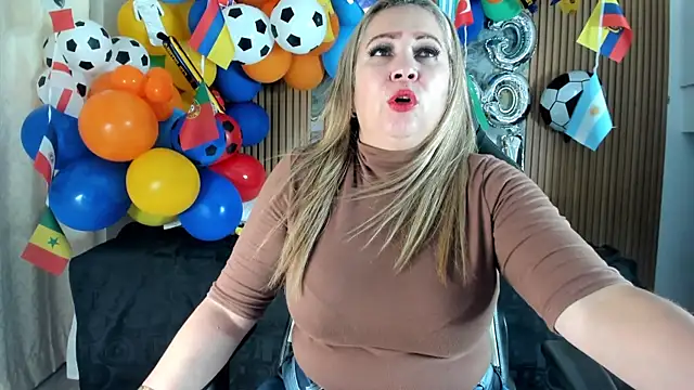 Danna topless online show from 06.26.26