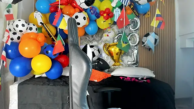Danna topless online show from 07.09.26
