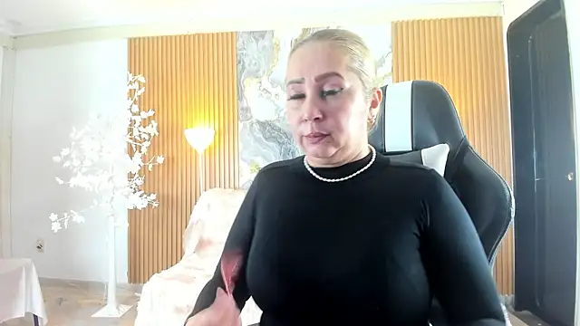Danna topless online show from 07.27.26