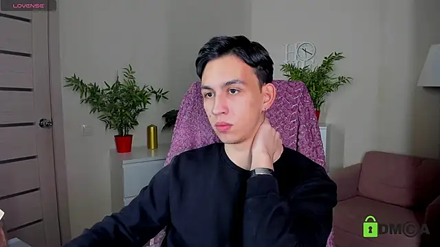 Ul Tima online show from 12.15.24