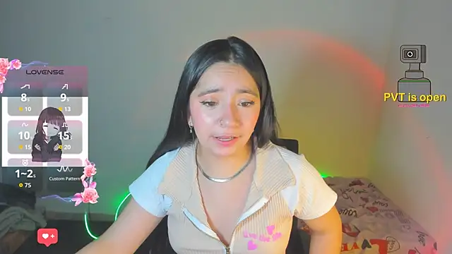 Snapshot of litle_mily_ chatting on 12.16.25 litle mily online show from 12.16.25