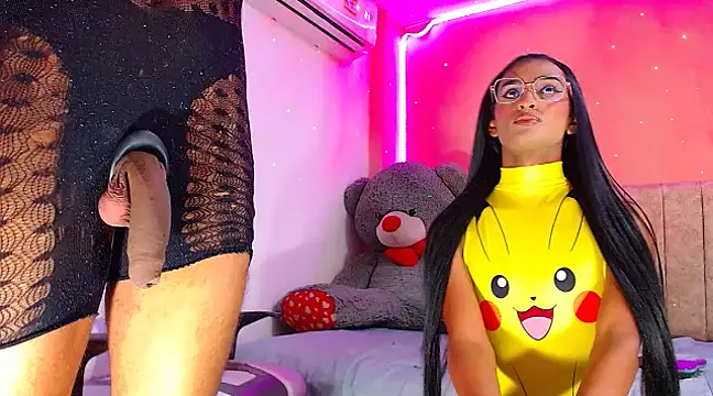 Snapshot of vanessa_nauthygirls chatting on 02.07.25 vanessa nauthygirls online show from 02.07.25