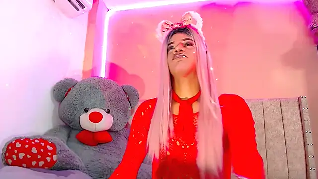 Snapshot of vanessa_nauthygirls chatting on 03.11.25 vanessa nauthygirls online show from 03.11.25