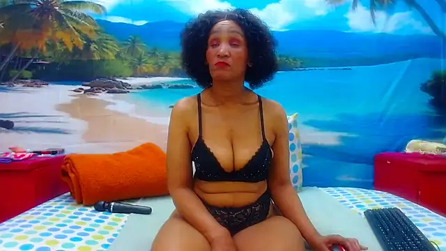 Snapshot of KARLASKYYxx chatting on 07.17.26 KARLASKYYxx online show from 07.17.26
