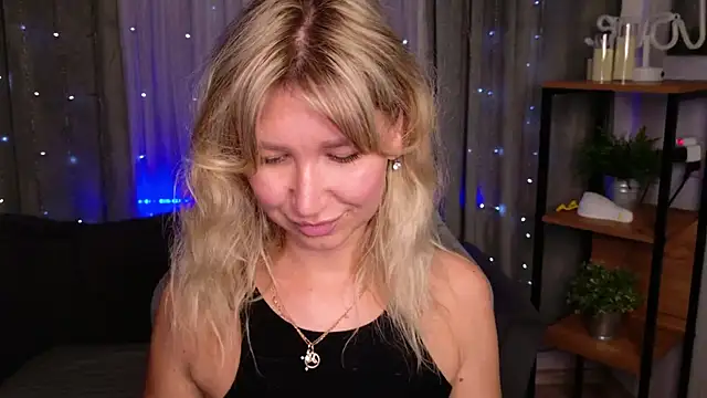 Snapshot of MilaBott chatting on 06.29.26 MilaBott online show from 06.29.26