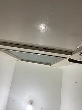 Snapshot of themany29 chatting on 12.21.25 themany29 online show from 12.21.25