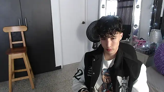 gojo satoru 18 online show from 03.18.25