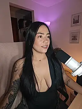 Snapshot of helena_smith chatting on 05.16.26 helena smith online show from 05.16.26