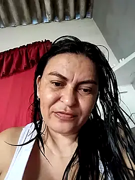 Snapshot of Horny-Mommy-Dirty chatting on 12.02.25 Horny-Mommy-Dirty online show from 12.02.25