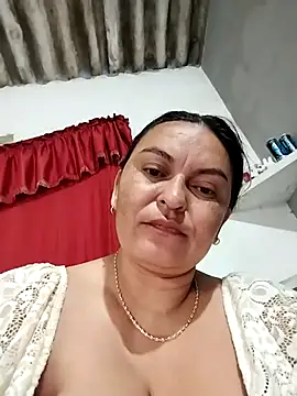 Snapshot of Horny-Mommy-Dirty chatting on 12.20.25 Horny-Mommy-Dirty online show from 12.20.25