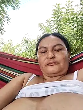 Horny-Mommy-Dirty online show from 07.25.26