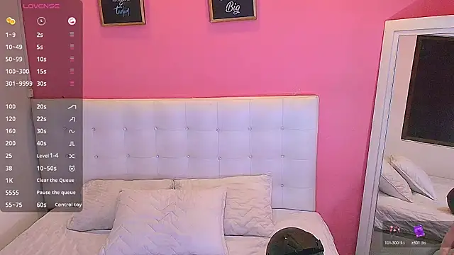 Snapshot of Beautifulskinny18 chatting on 02.23.25 Beautifulskinny18 online show from 02.23.25