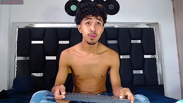 RyanRizzo online show from 02.14.25