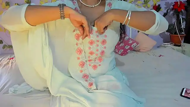 aarjulove online show from 06.19.26