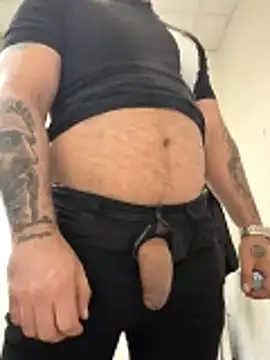 Snapshot of tikitaka97 chatting on 03.27.26 tikitaka97 online show from 03.27.26