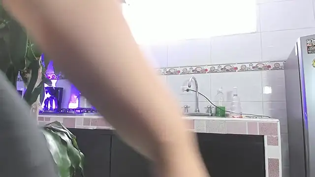 Snapshot of Emma-evans chatting on 03.03.25 Emma-evans online show from 03.03.25