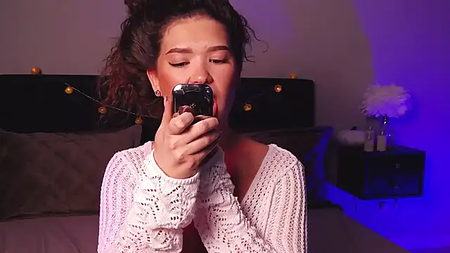 Snapshot of Denise_Garciia chatting on 12.14.24 Denise Garciia online show from 12.14.24