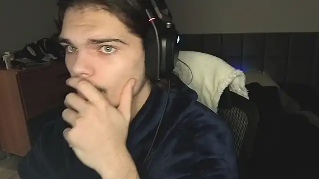 Snapshot of JordanShow chatting on 02.25.25 JordanShow online show from 02.25.25