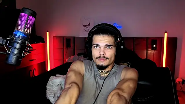 Snapshot of JordanShow chatting on 09.27.25 JordanShow online show from 09.27.25