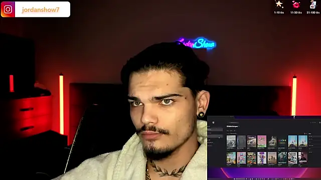 Snapshot of JordanShow chatting on 12.14.25 JordanShow online show from 12.14.25