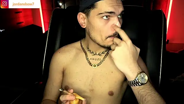 Snapshot of JordanShow chatting on 01.15.26 JordanShow online show from 01.15.26