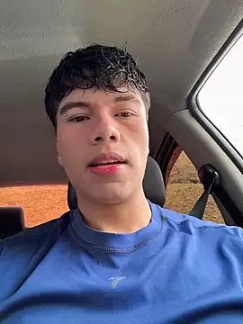 Logan smith1 online show from 10.23.25