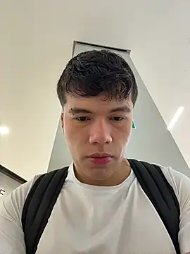 Logan smith1 online show from 12.05.25