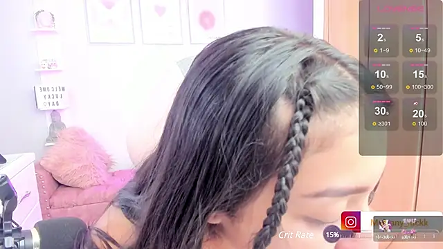 Melannyy  online show from 01.13.25