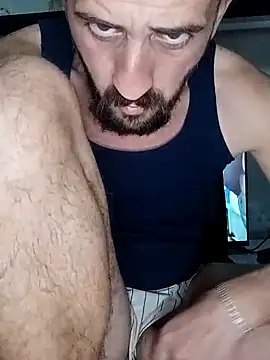 Snapshot of GrofLicno chatting on 11.15.25 GrofLicno online show from 11.15.25