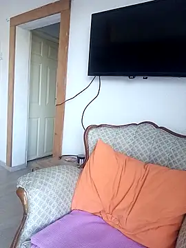 Snapshot of sexensex chatting on 09.19.25 sexensex online show from 09.19.25