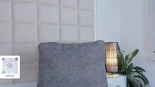 Snapshot of Nia_Bunny chatting on 09.09.25 Nia Bunny online show from 09.09.25