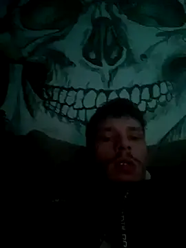 Snapshot of big_cock_is_back chatting on 12.01.24 big cock is back online show from 12.01.24