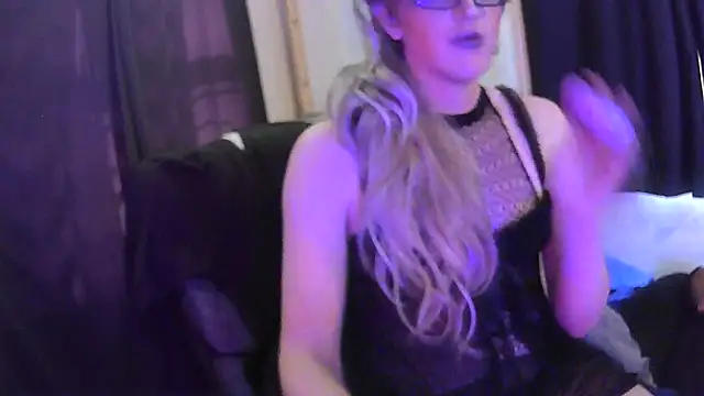 sexyblondetrans online show from 02.19.25