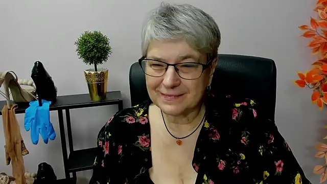 IrisDream online show from 01.07.25