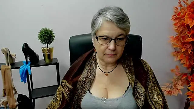 IrisDream online show from 01.29.25