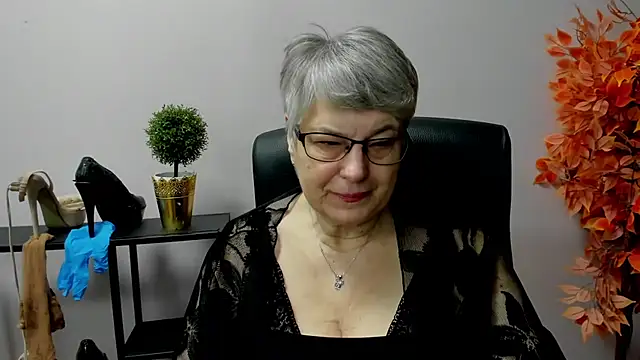 IrisDream online show from 03.04.25