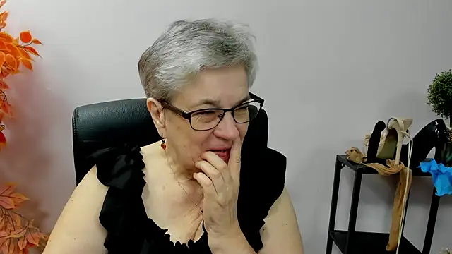 IrisDream online show from 10.09.25