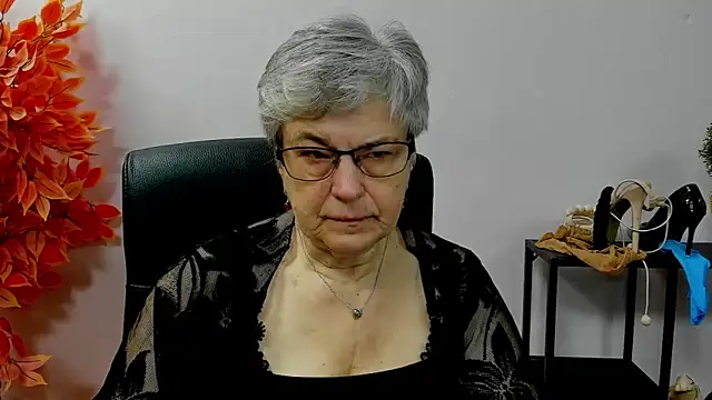 IrisDream online show from 11.18.25