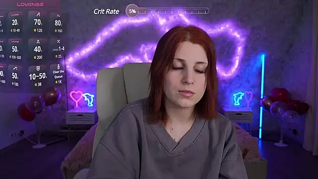 Snapshot of FoxyRayy chatting on 02.20.25 FoxyRayy online show from 02.20.25